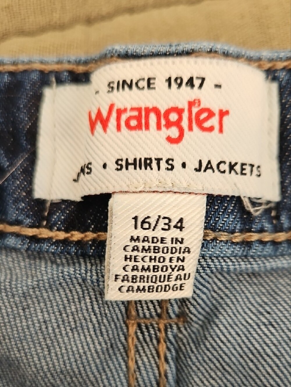 Wrangler Denim Shorts - Picture 2 of 4
